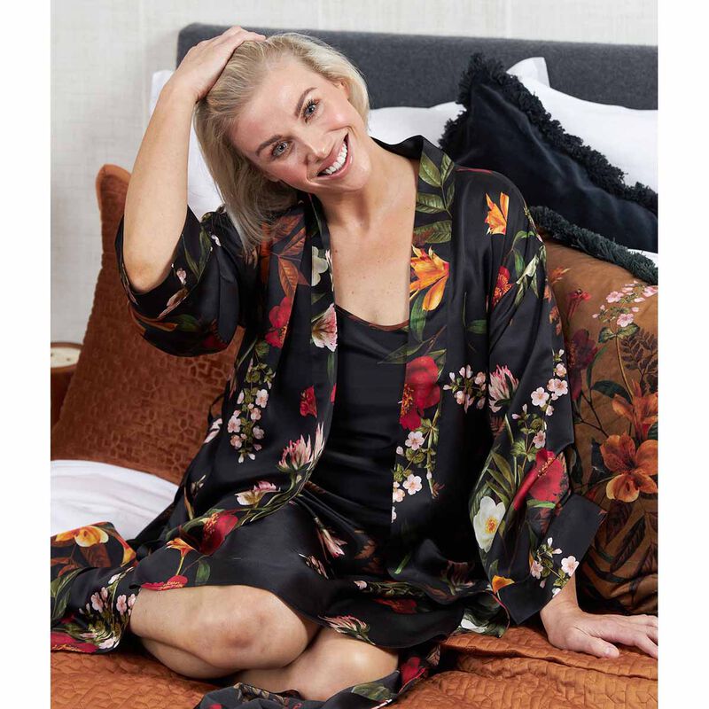MM Silk Isola Robe image number 3